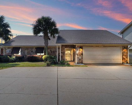 13639 Canal Dr, Pensacola