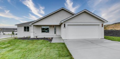 2968 Osborne St, Kennewick