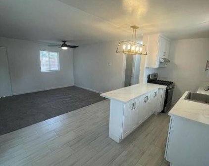 1426 E Date Street, Hemet