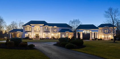 15121 Riding Club Dr, Haymarket
