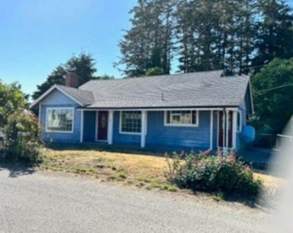 161 Salmon Harbor, Smith River