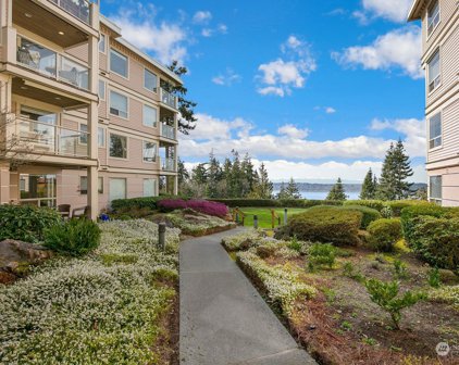 8260 53rd Avenue W Unit #302, Mukilteo