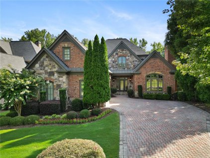 8160 Prestwick Circle, Duluth