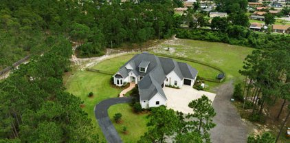1199 Naples Dr, Pensacola