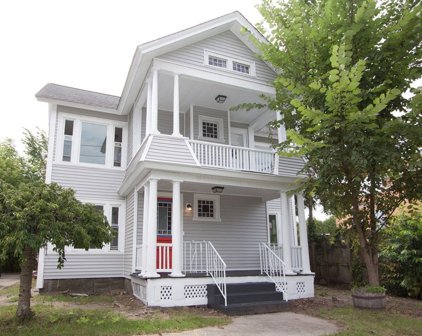 1061 Park St, Palmer