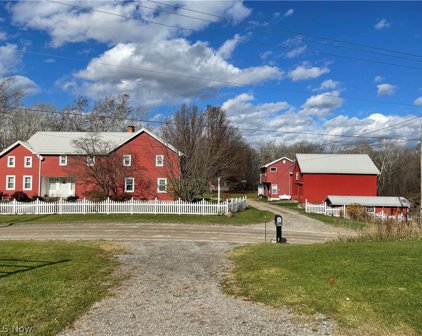 17452 Bradford Road, West Farmington