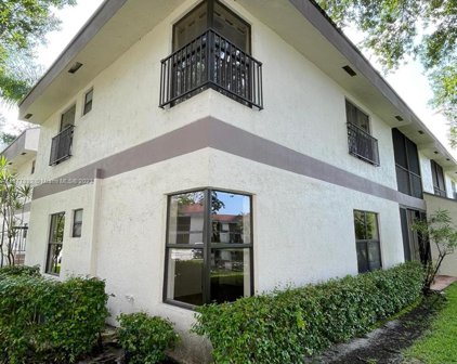 4716 N Carambola Cir N Unit #2797, Coconut Creek