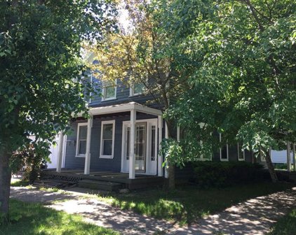 425 Hickory Street, Waukegan