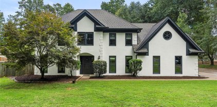 705 Upper Hembree Road, Roswell