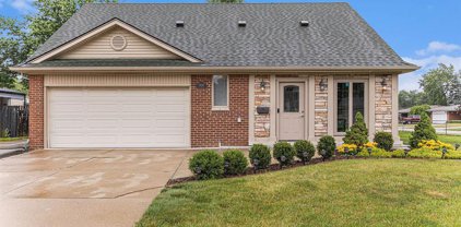 36648 POLLARD, Sterling Heights