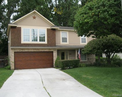 1044 PARKWAY, Waterford Twp