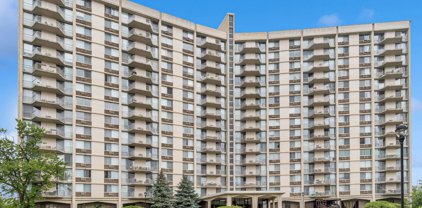 40 N Tower Road Unit #2JE, Oak Brook