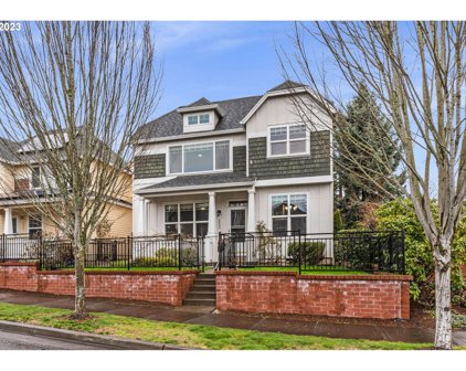 6453 NE CHESTNUT ST, Hillsboro