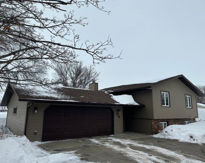 778 15th Street, Dawson