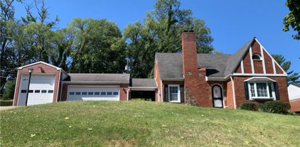 1705 N Highland Rd, Upper St. Clair