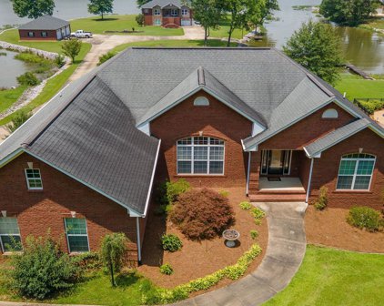 810 East Haven Drive, Glencoe
