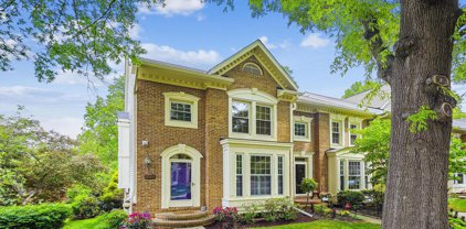 3928 Valley Ridge Dr, Fairfax