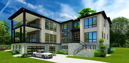 6884 Churchill Rd, Mclean
