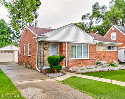 14221 W 10 MILE, Oak Park