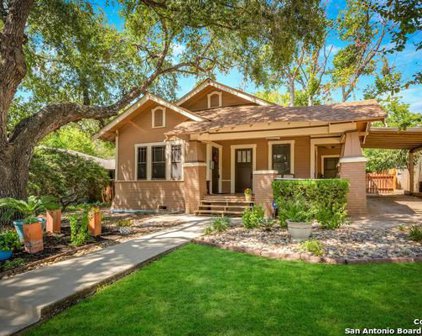 427 Queen Anne Ct, San Antonio