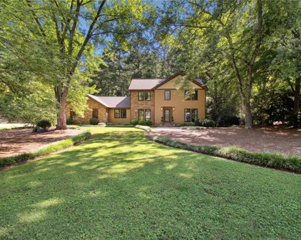 11475 West Road, Roswell