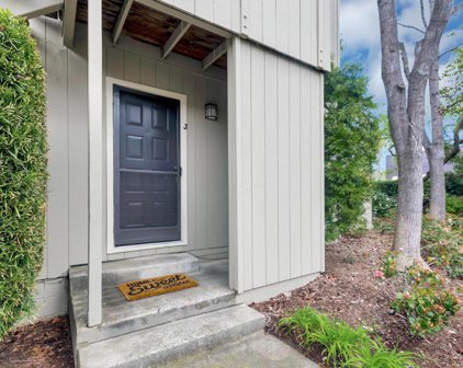 915 Apricot Avenue Unit J, Campbell