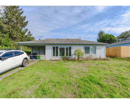 1707 GRANT ST, North Bend