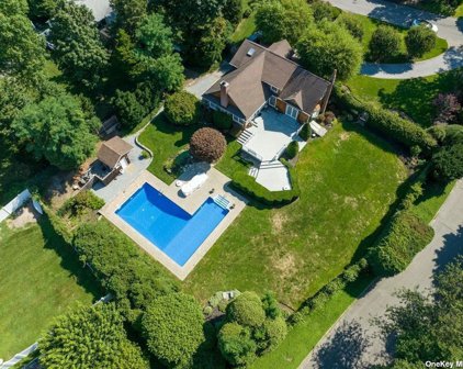 110 California Avenue, Port Jefferson