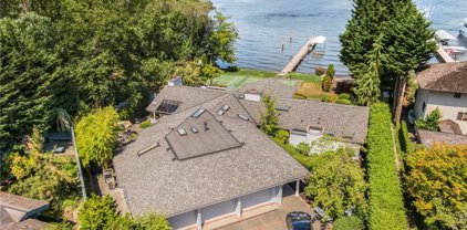 8428 N Mercer Way, Mercer Island