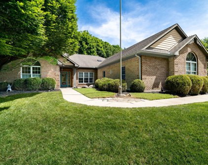 1522 Bull Skin Run Court, Beavercreek