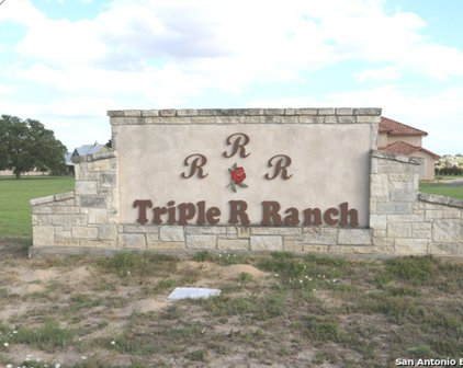 194 Triple R Dr (4.45 Acres), La Vernia