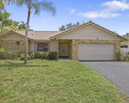 2502 Nw 88th Ter, Coral Springs
