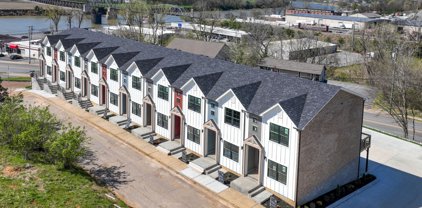 41 W High Street #D2, Clarksville