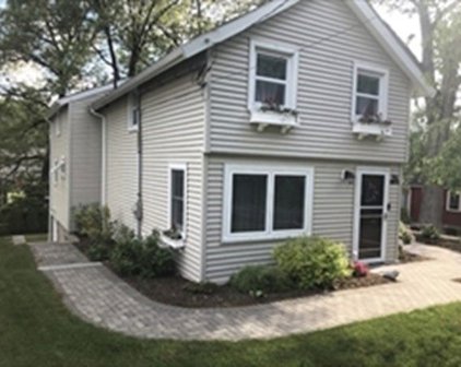 26 Dudley Rd, Wayland
