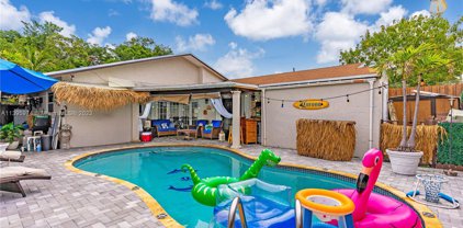 12066 Sw 210th Ter, Miami