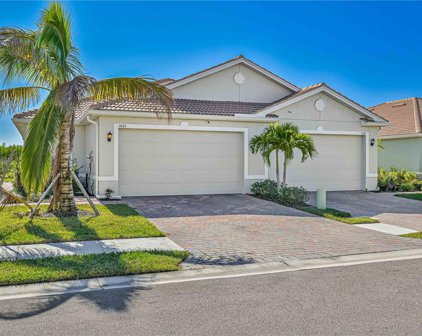 3033 Royal Gardens Avenue, Fort Myers