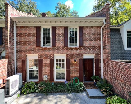 380 The Chace, Sandy Springs