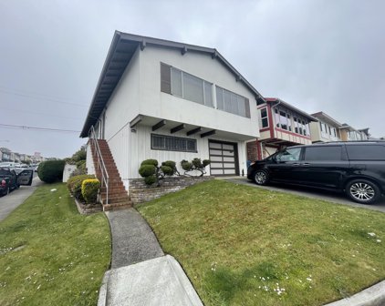 328 Eastmoor Ave, Daly City