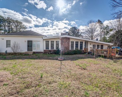 2946 Springdale Rd, Snellville