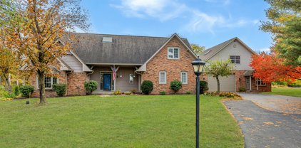 1058 S Country Lane, Greenfield