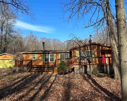 7400 Lindsey, China Twp