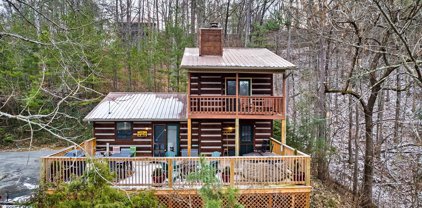 1815 Taylor Way, Sevierville