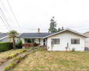1035 Holdom Avenue, Burnaby image