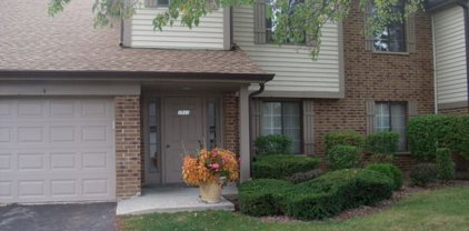1511 W Pheasant Trail Lane Unit #1, Arlington Heights