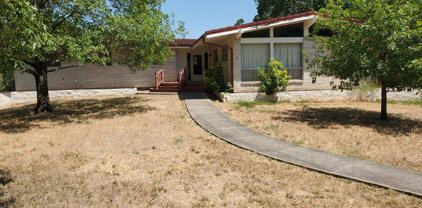235 Rockhill Dr, San Antonio