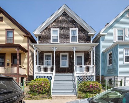 674 Thames  Street, Newport
