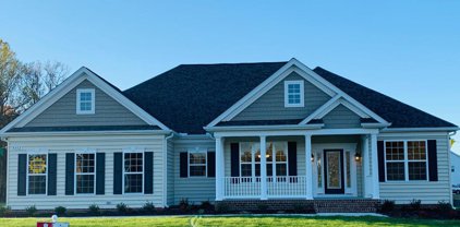 88 Wisteria Ln, King George