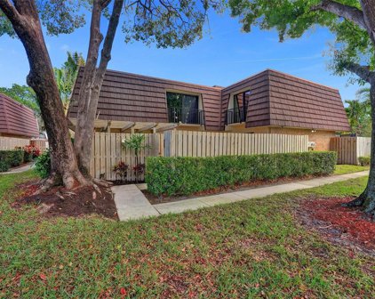 1204 12th Lane, Palm Beach Gardens