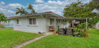 221 Ne 1 Terrace #1-2, Dania Beach