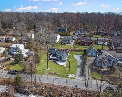 69 Lake Shore Rd, Hardyston Twp.
